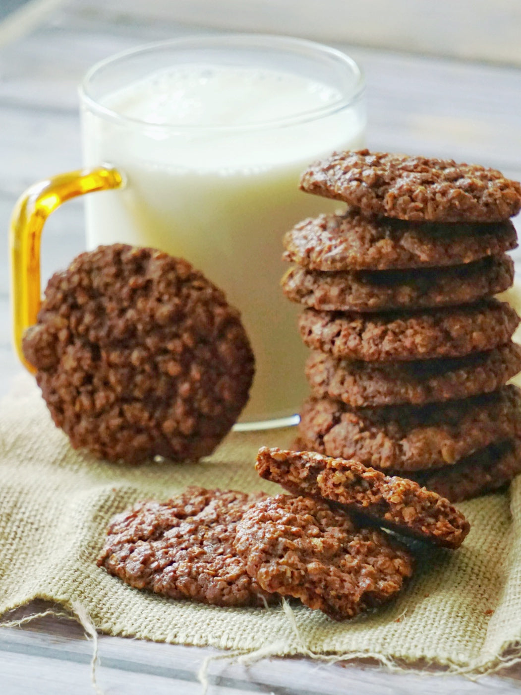 Chocolate Oat Cookies