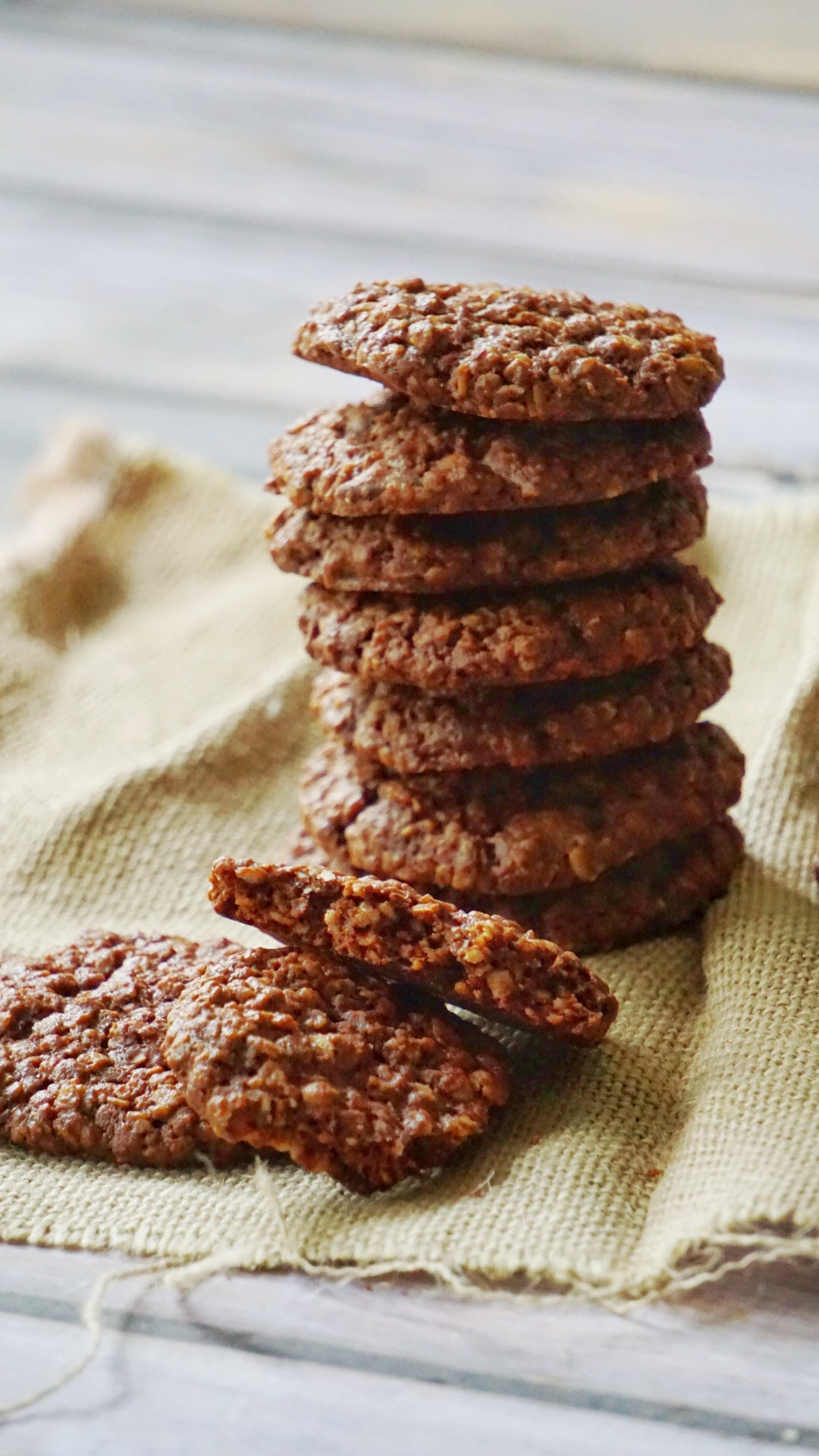Chocolate Oat Cookies