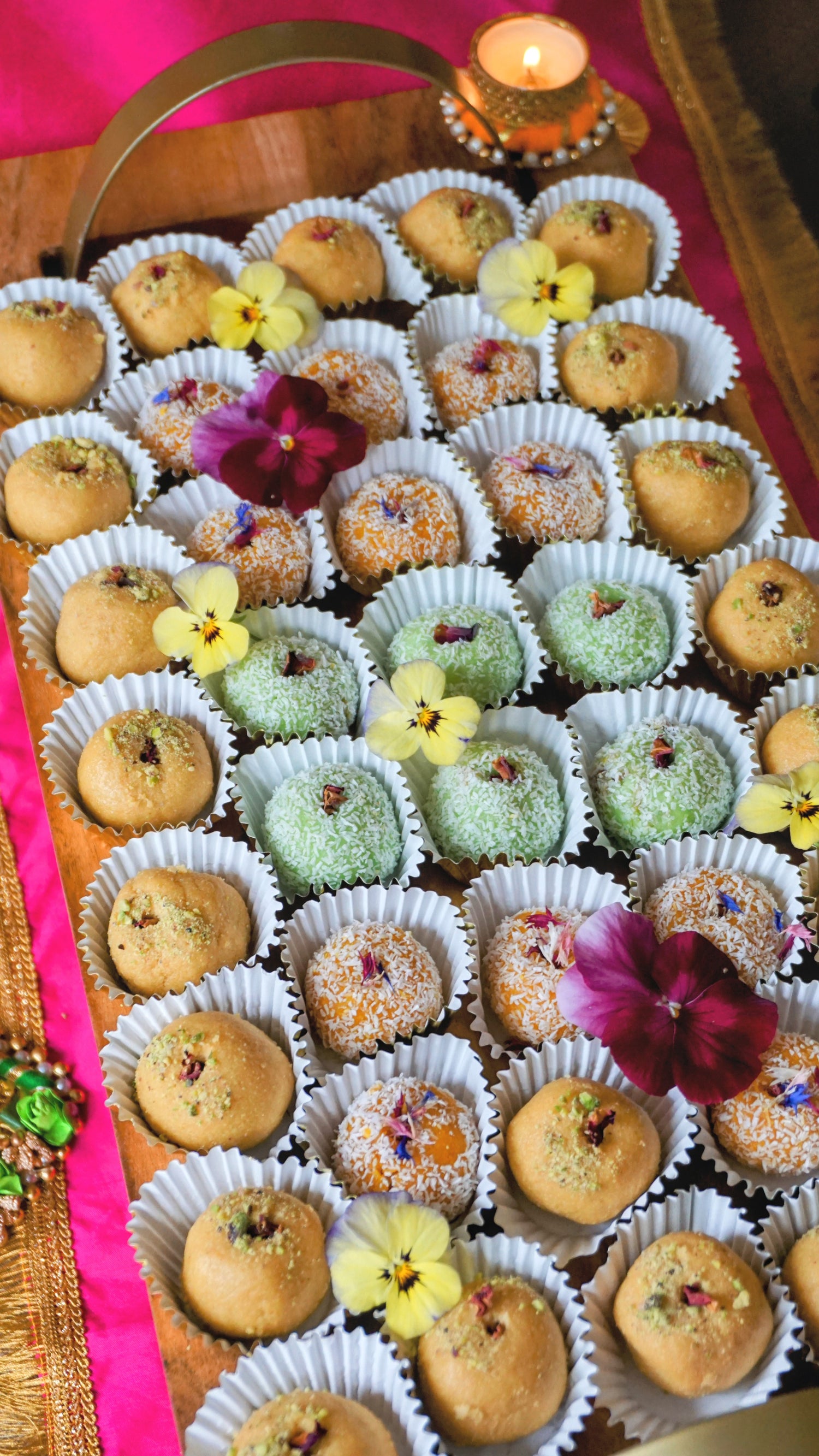 Laddoos